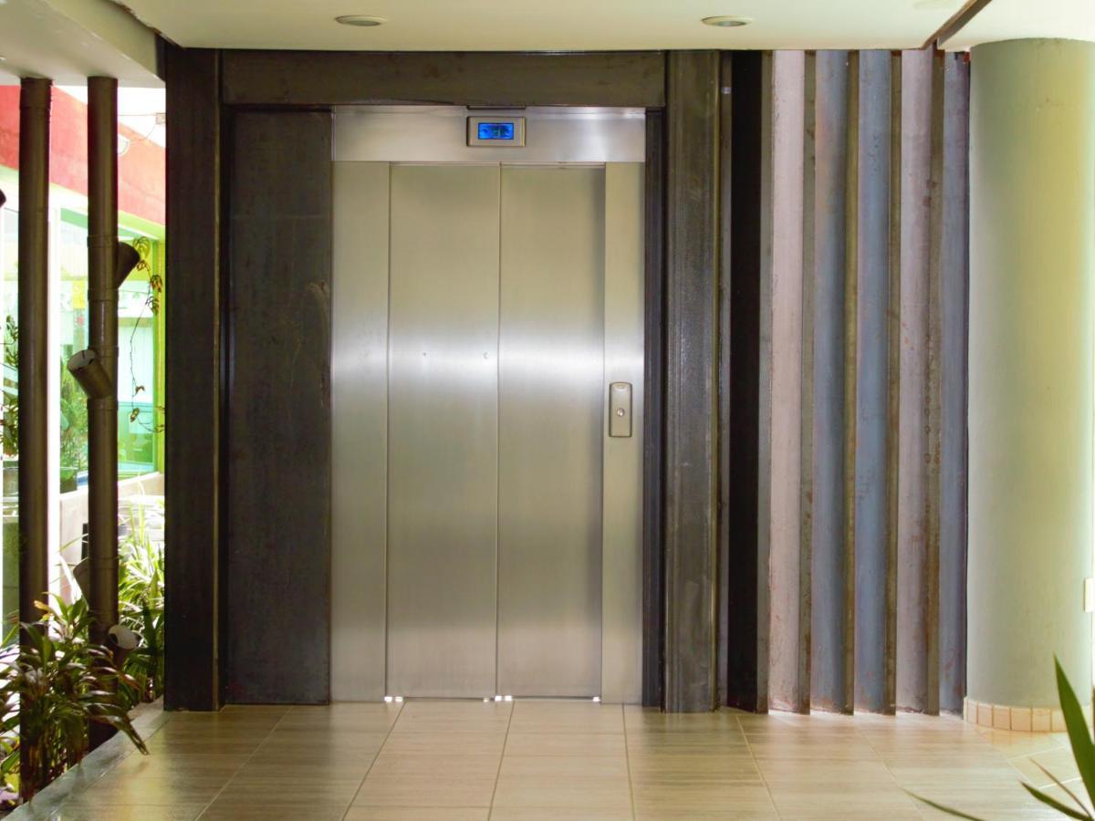 Hotel Rs Suites Тустла-Ґутьєррес Екстер'єр фото