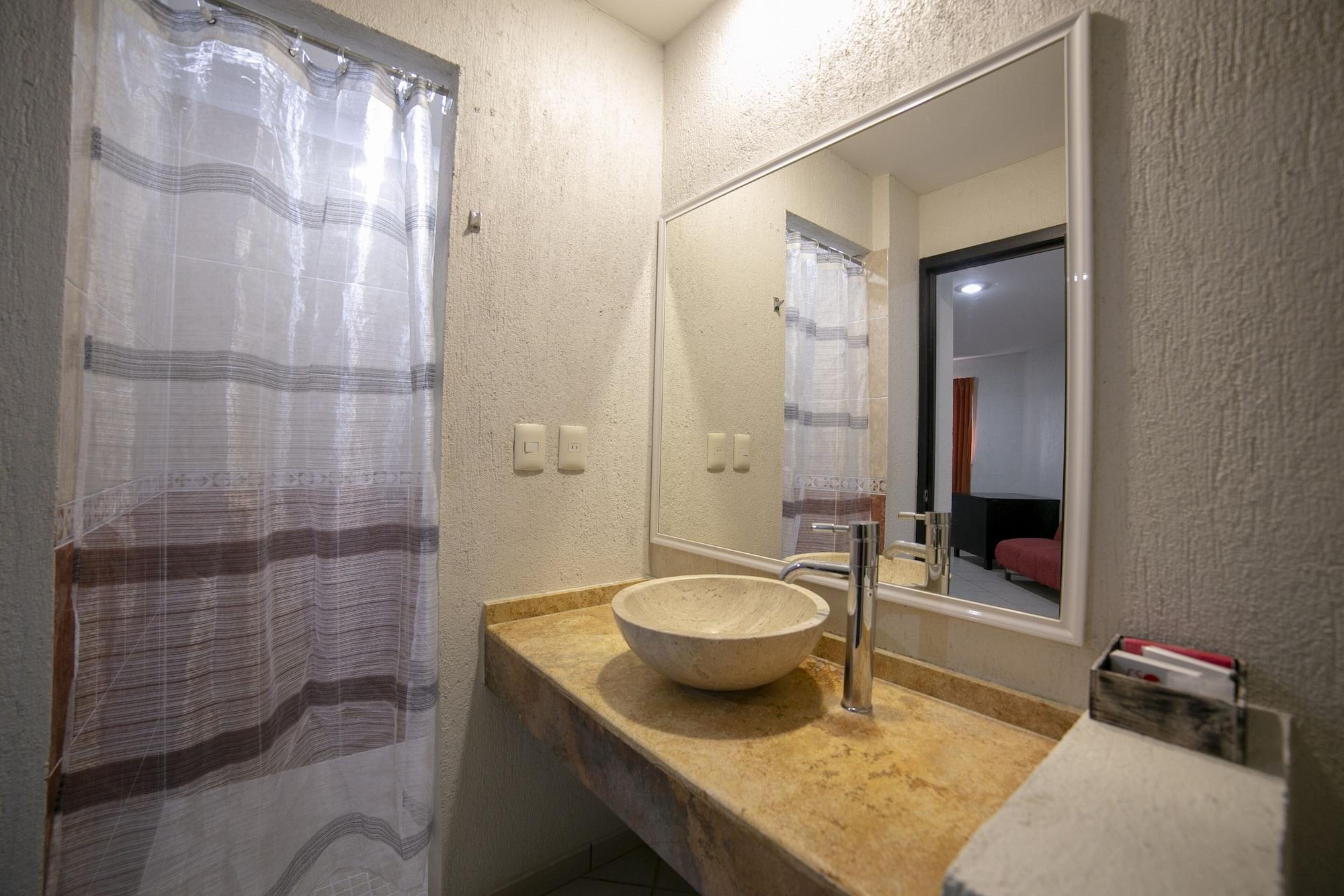 Hotel Rs Suites Тустла-Ґутьєррес Екстер'єр фото