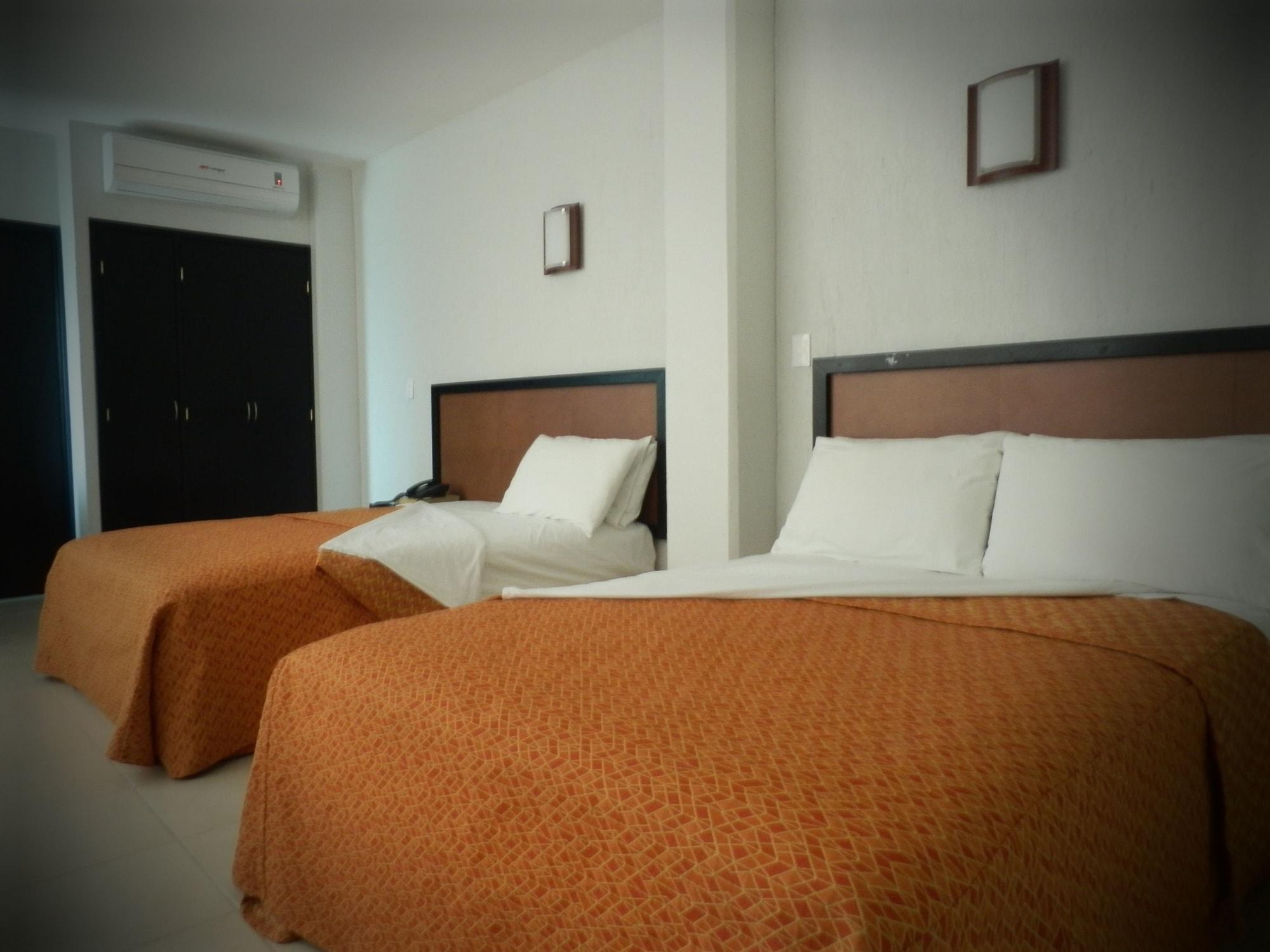 Hotel Rs Suites Тустла-Ґутьєррес Екстер'єр фото