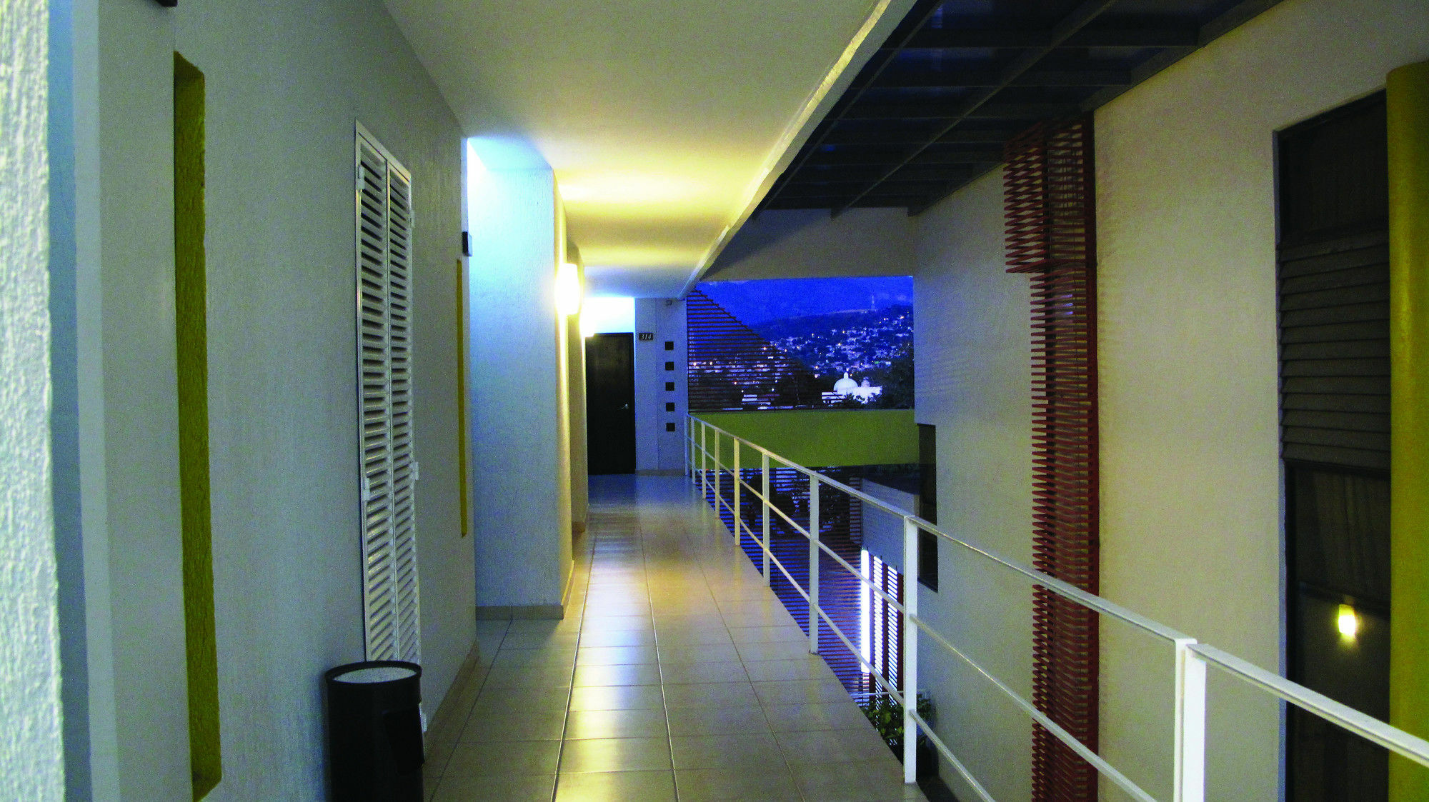 Hotel Rs Suites Тустла-Ґутьєррес Екстер'єр фото